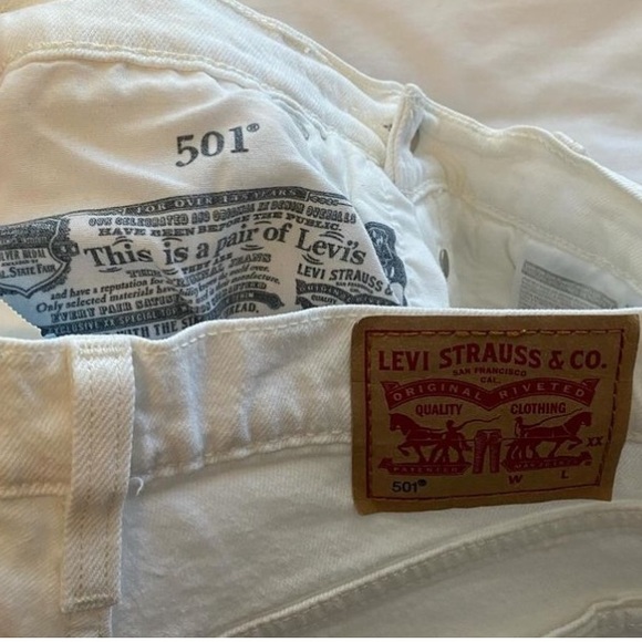 Levis shorts - Picture 3 of 4